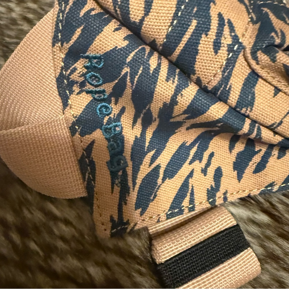 KAVU Chevron Shore Rope Bag - Picture 6 of 7